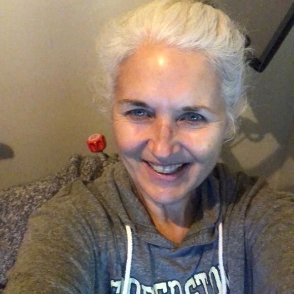 Meet your Posher, Jolayne - Picture 1 of 1